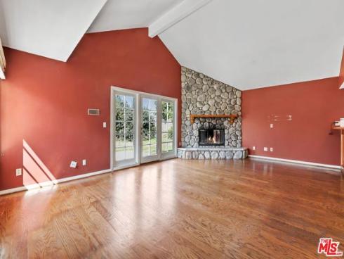 6811 Hitchingpost Circle, Huntington Beach, CA