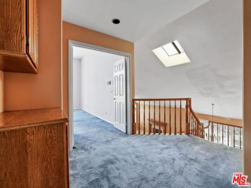 6811 Hitchingpost Circle, Huntington Beach, CA