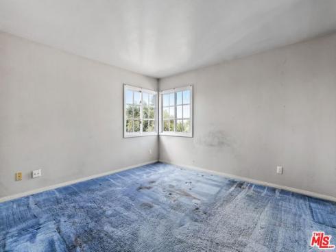 6811 Hitchingpost Circle, Huntington Beach, CA