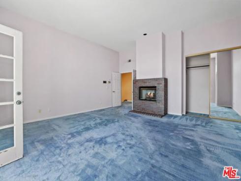 6811 Hitchingpost Circle, Huntington Beach, CA