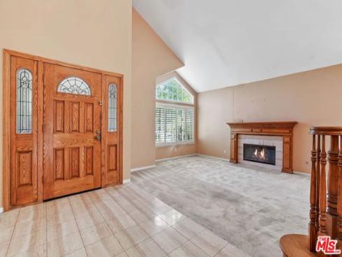 6811 Hitchingpost Circle, Huntington Beach, CA