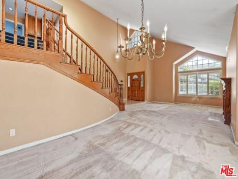 6811 Hitchingpost Circle, Huntington Beach, CA