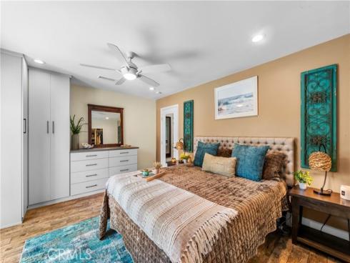 17792 Lewis Lane, Huntington Beach, CA