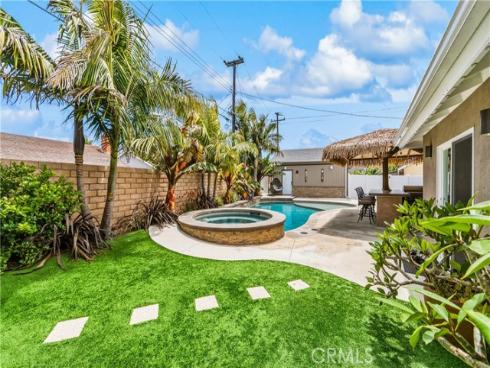 17792 Lewis Lane, Huntington Beach, CA