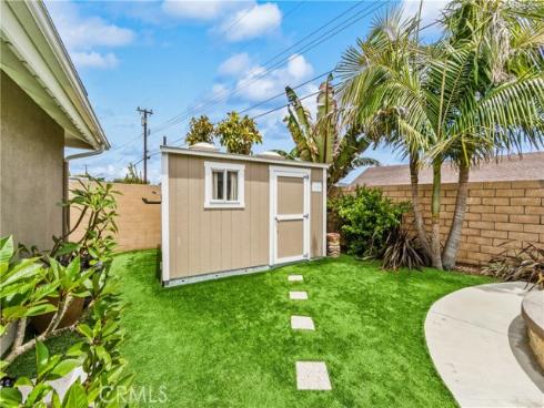 17792 Lewis Lane, Huntington Beach, CA