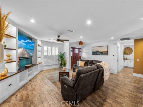 17792 Lewis Lane, Huntington Beach, CA