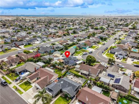 17792 Lewis Lane, Huntington Beach, CA