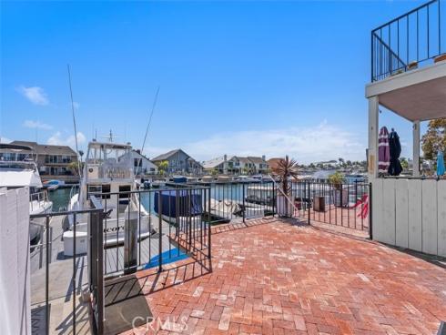 3516  Windspun  , Huntington Beach, CA