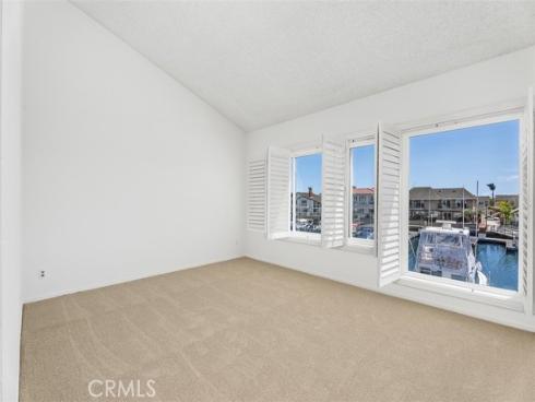 3516  Windspun  , Huntington Beach, CA