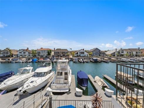 3516  Windspun  , Huntington Beach, CA