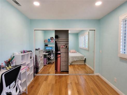 17331 Chapparal , Huntington Beach, CA