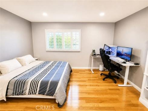 17331 Chapparal , Huntington Beach, CA