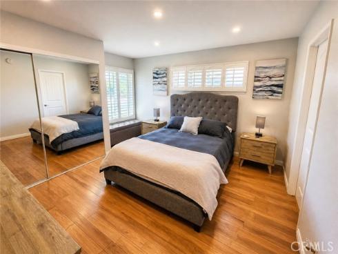 17331 Chapparal , Huntington Beach, CA