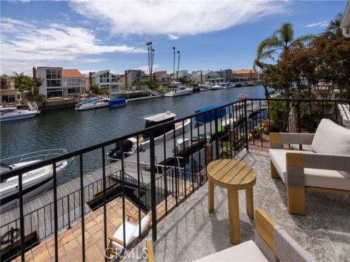 16068 Bonaire , Huntington Beach, CA