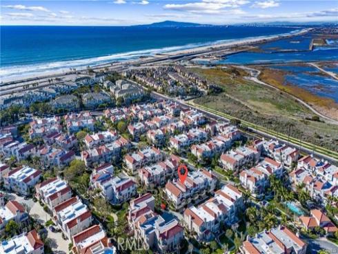 19295 Wingedfoot Circle, Huntington Beach, CA