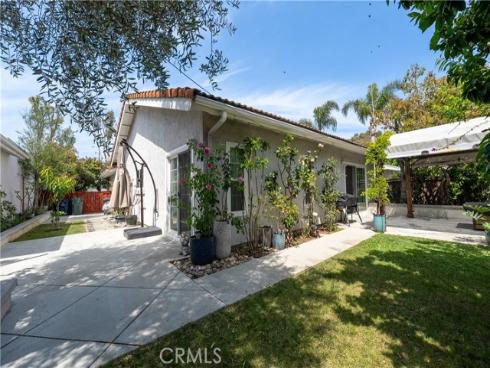 8282 Delfino Circle, Huntington Beach, CA