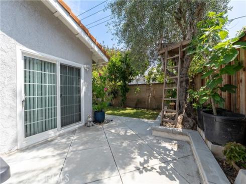 8282 Delfino Circle, Huntington Beach, CA