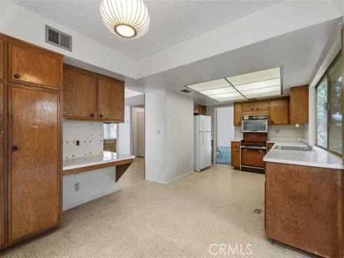10042 Sprit Circle, Huntington Beach, CA