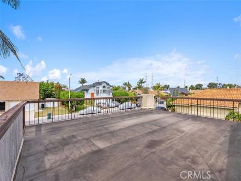 10042 Sprit Circle, Huntington Beach, CA