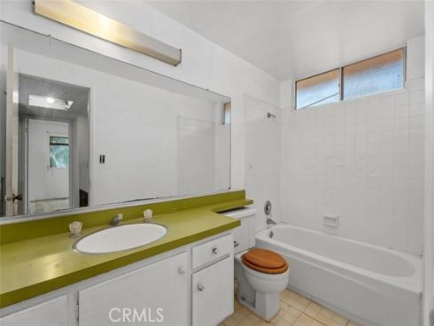 10042 Sprit Circle, Huntington Beach, CA
