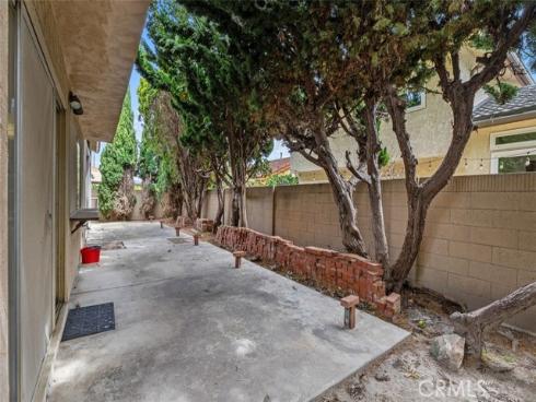 10042 Sprit Circle, Huntington Beach, CA