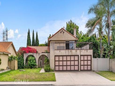 10042 Sprit Circle, Huntington Beach, CA
