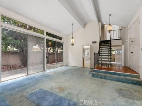 10042 Sprit Circle, Huntington Beach, CA