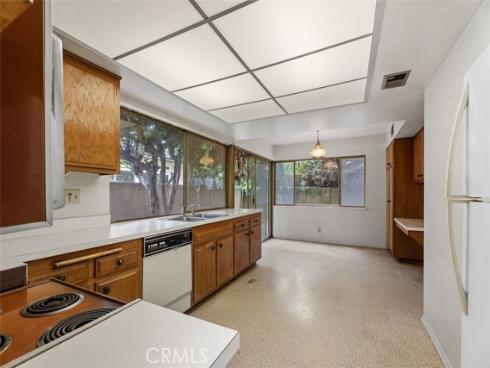10042 Sprit Circle, Huntington Beach, CA
