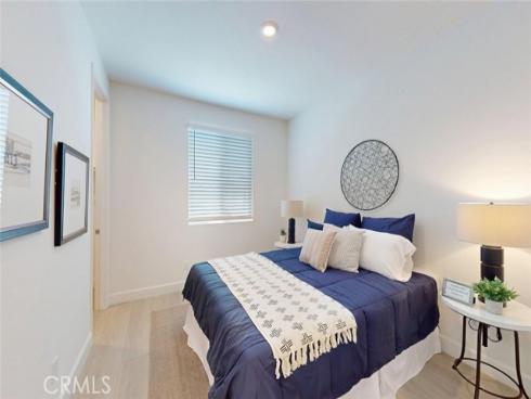 17536 Cameron 105 Lane, Huntington Beach, CA