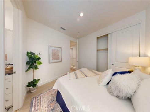 17536 Cameron 105 Lane, Huntington Beach, CA