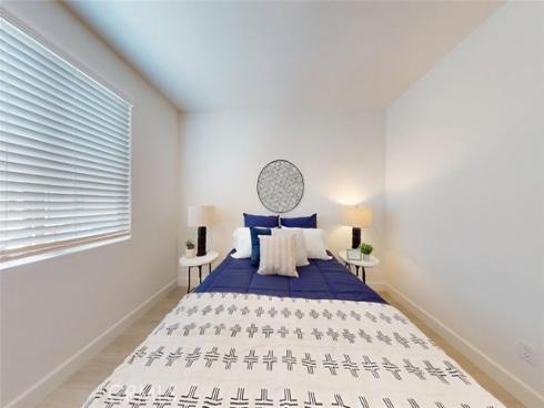 17536 Cameron 105 Lane, Huntington Beach, CA