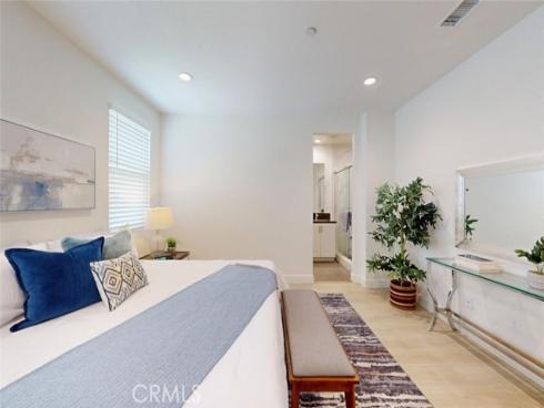 17536 Cameron 105 Lane, Huntington Beach, CA