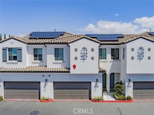 17536 Cameron 105 Lane, Huntington Beach, CA