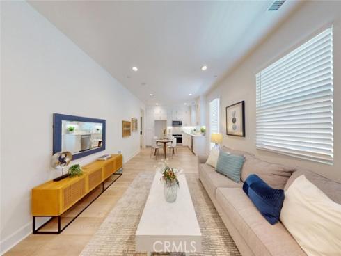 17536 Cameron 105 Lane, Huntington Beach, CA