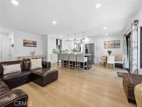 21551 Kanakoa Lane, Huntington Beach, CA