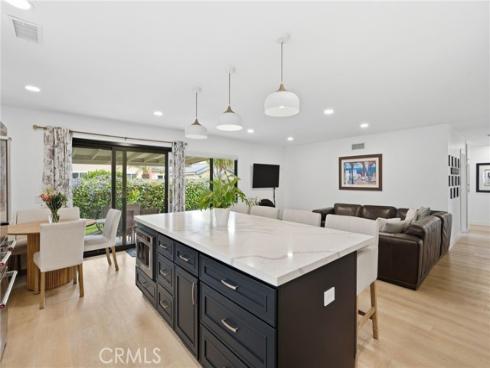 21551 Kanakoa Lane, Huntington Beach, CA