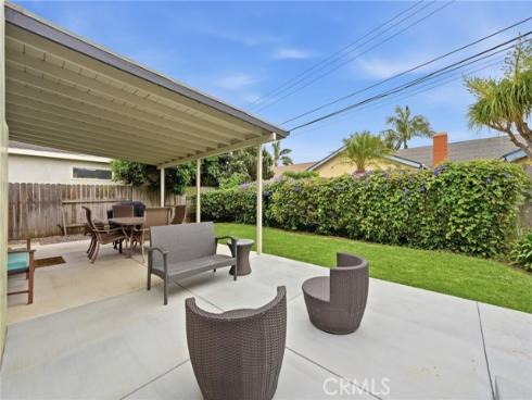 21551 Kanakoa Lane, Huntington Beach, CA