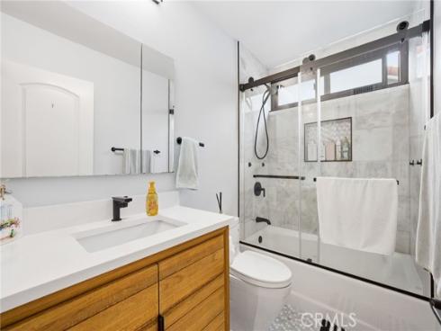 21551 Kanakoa Lane, Huntington Beach, CA