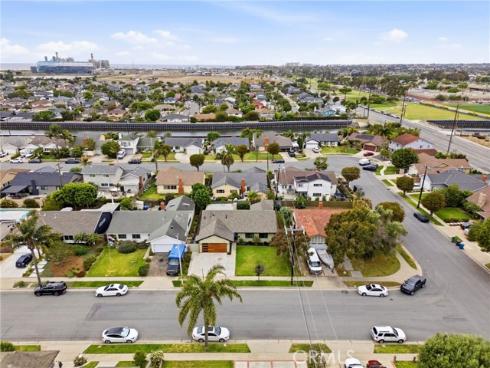 21551 Kanakoa Lane, Huntington Beach, CA