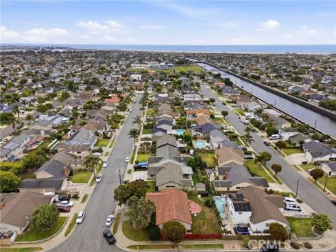 21551 Kanakoa Lane, Huntington Beach, CA