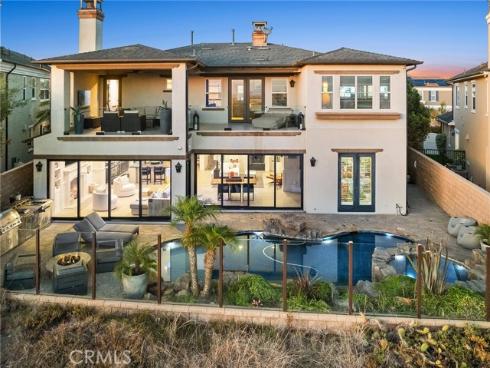 4682  Oceanridge  , Huntington Beach, CA