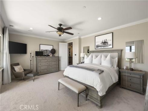 4682  Oceanridge  , Huntington Beach, CA