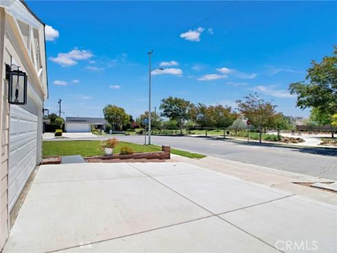 5801 Sands , Huntington Beach, CA