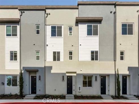 7255 Aura Circle, Huntington Beach, CA