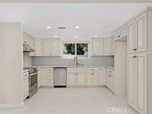 320 7th , Huntington Beach, CA