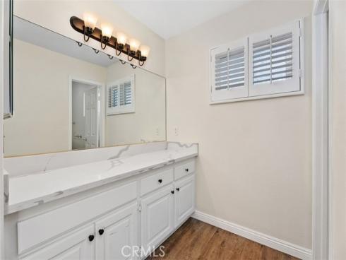 320 7th , Huntington Beach, CA