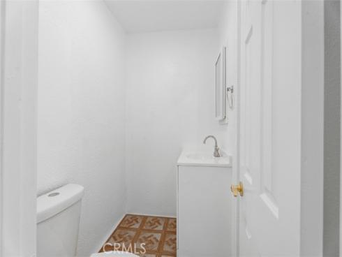 320 7th , Huntington Beach, CA