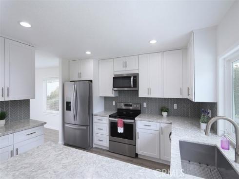 7562  Taylor   Drive, Huntington Beach, CA
