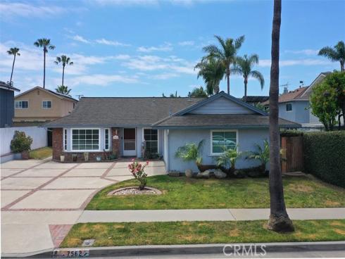 7562  Taylor   Drive, Huntington Beach, CA