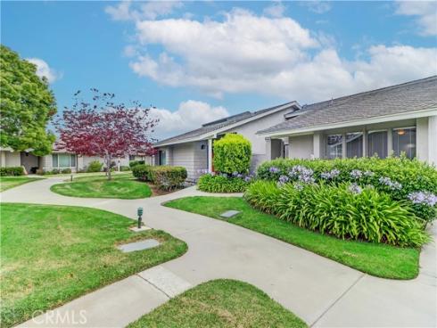8877 Tulare 313-B , Huntington Beach, CA